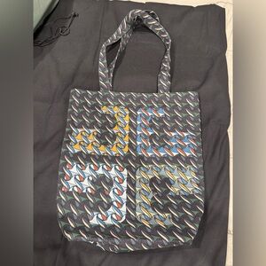 Tory Burch Swan Ribbon Abstract Geometric Print
Pattern Cotton Canvas Tote Purse